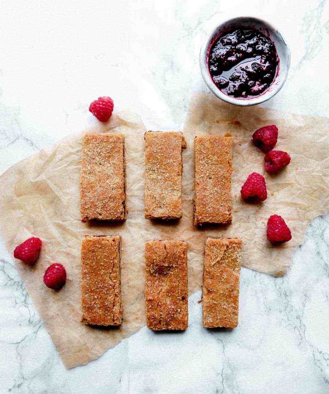 danish hindbærsnitter raspberry compote