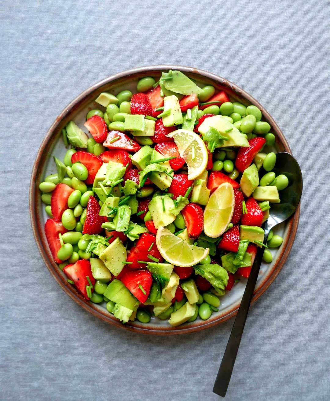 salad with strawberries